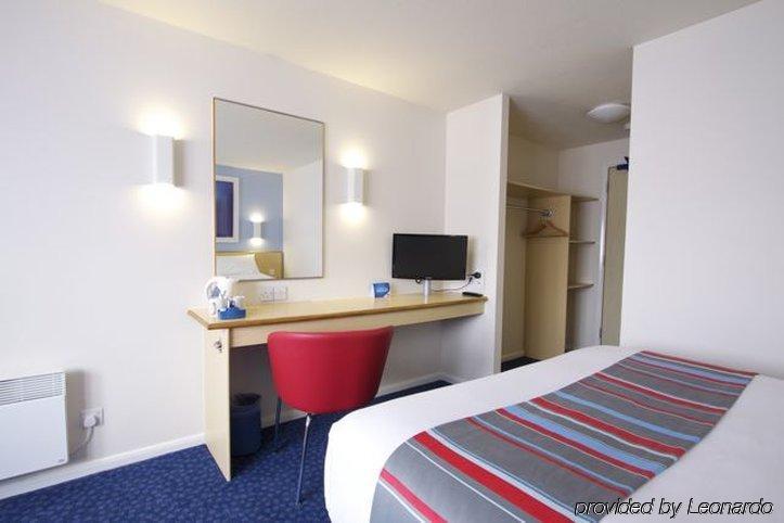 Travelodge Bristol Central Anchor Road Dış mekan fotoğraf