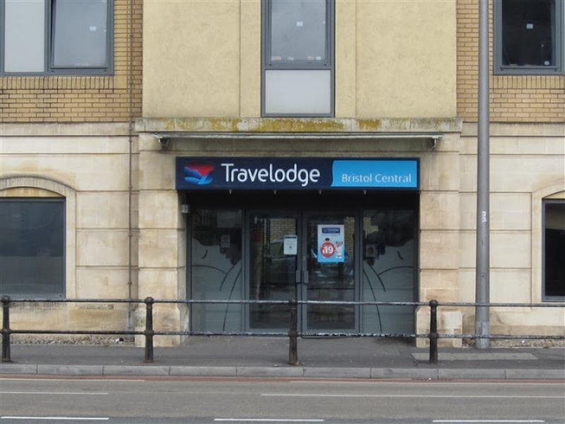 Travelodge Bristol Central Anchor Road Dış mekan fotoğraf