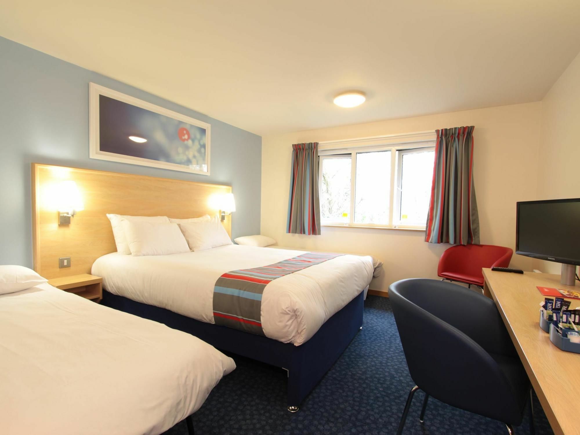 Travelodge Bristol Central Anchor Road Dış mekan fotoğraf